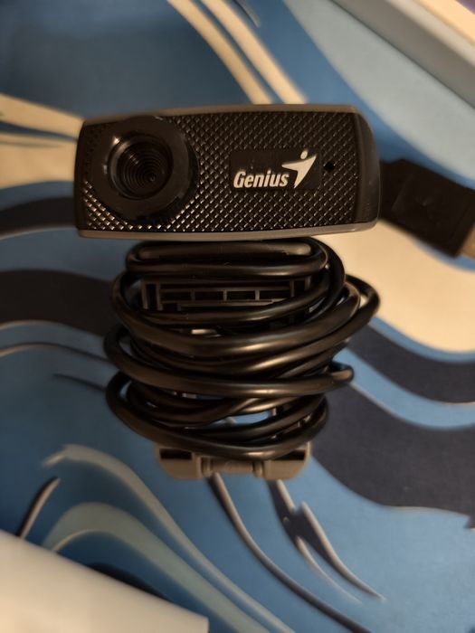 Продам камеру Genius