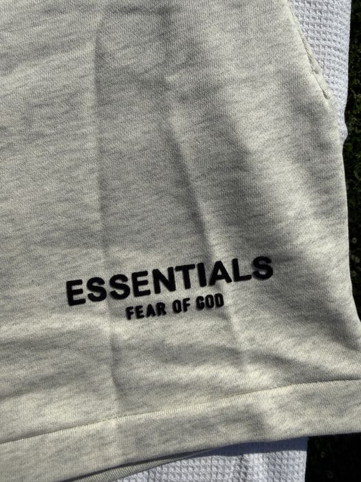 Pantaloni Essentials