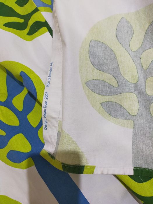 Шторы плотные продам