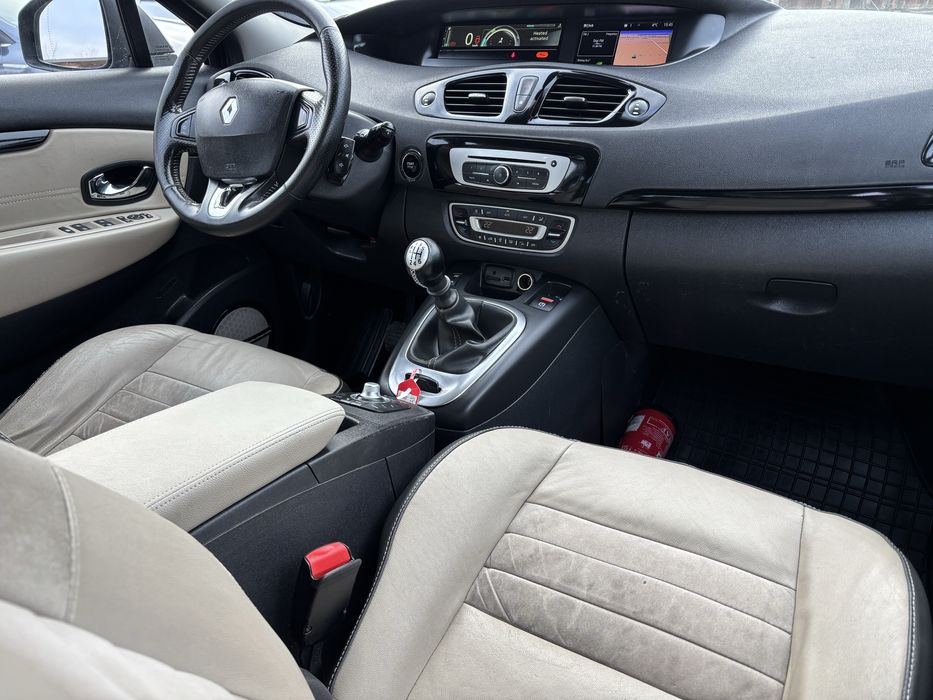 Renault Scenic INITIALE