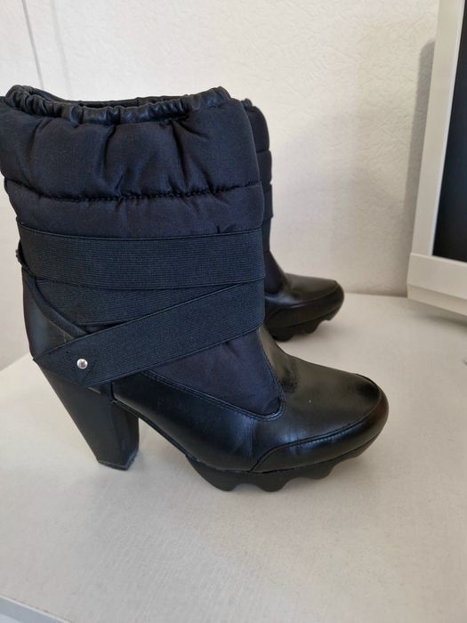 Боти Adidas 37номер