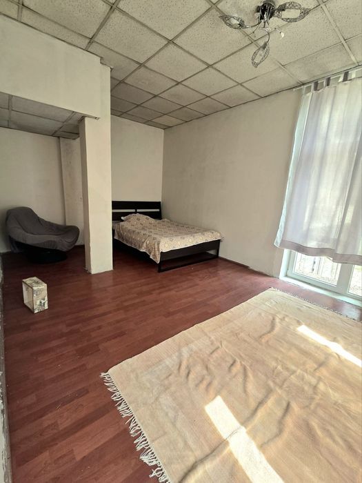 Етаж от къща гр.Кюстендил на алеята