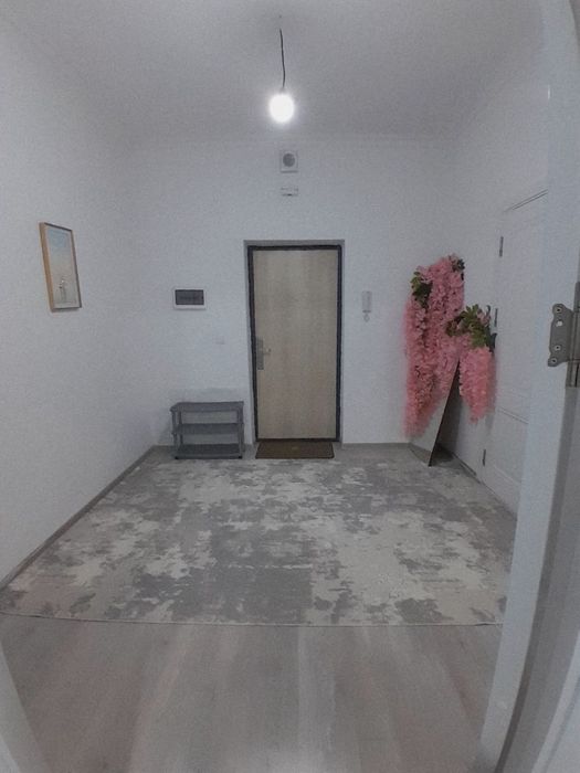 Sergeli  Xonabod 11 metro bekat 2 xona oylaga