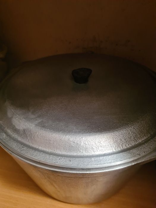 Продаётся казан.