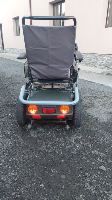 Căruț persoane cu dizabilități
