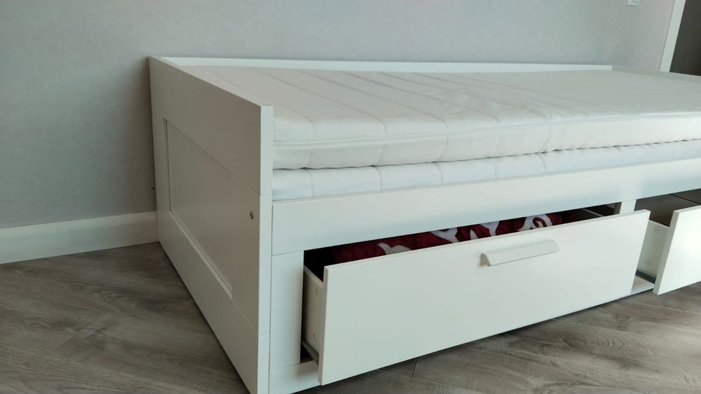 Продам детский диван - кровать