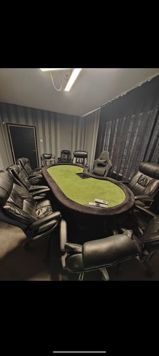 Маса за покер Texas Hold'em , Omaha