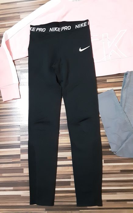 (XS) NIKE PRO-Calvin Klein оригинални клинове,блузa