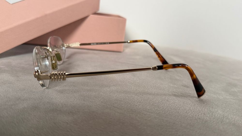 Диоптрична рамка miu miu