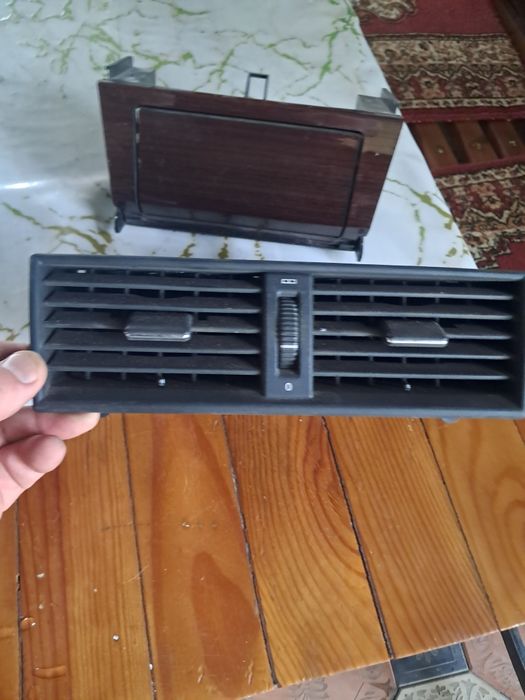 Мерседес.202 Консольи салона..