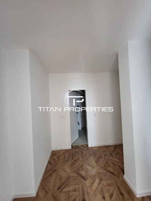 Продава се Четиристаен апартамент в Бургас, Изгрев - 160 кв.м за 1195 €/кв.м - Снимка #4