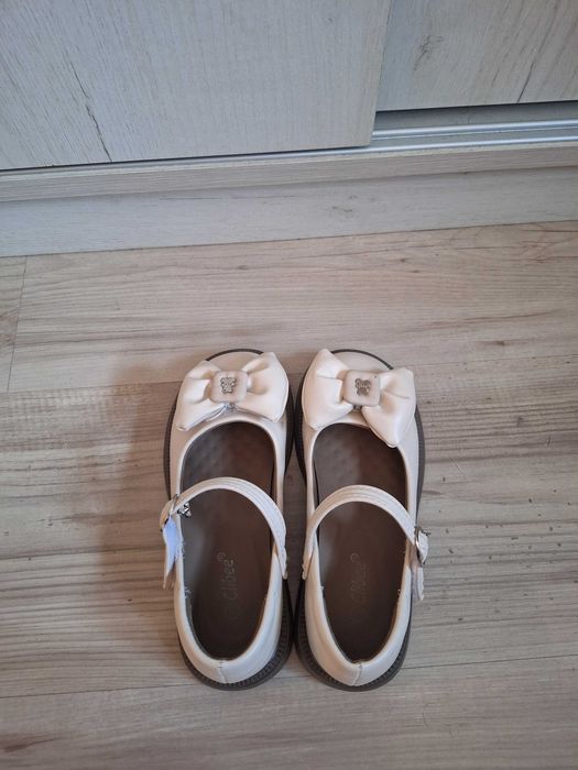 Детски сандали за момиче