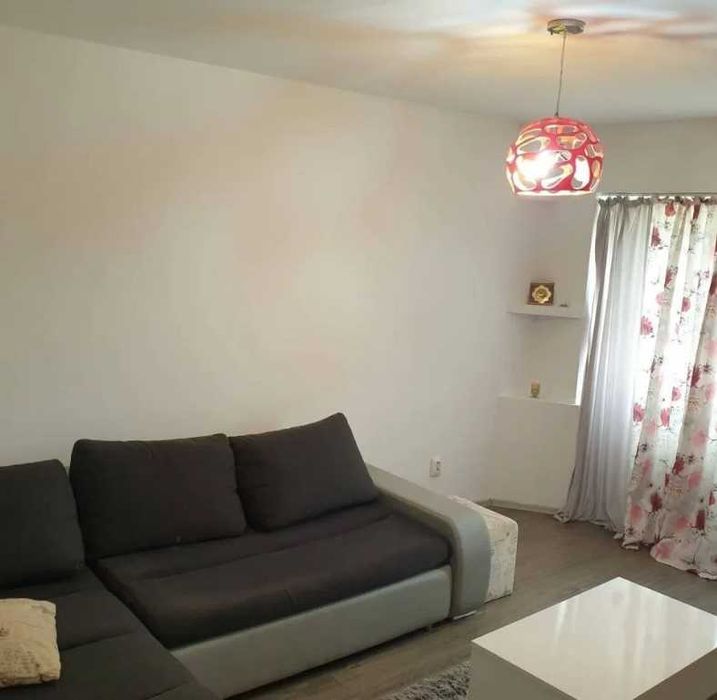 Дава се под наем Двустаен апартамент в Пловдив, Младежки Хълм - 65 кв.м за 209.1 € - Снимка #1