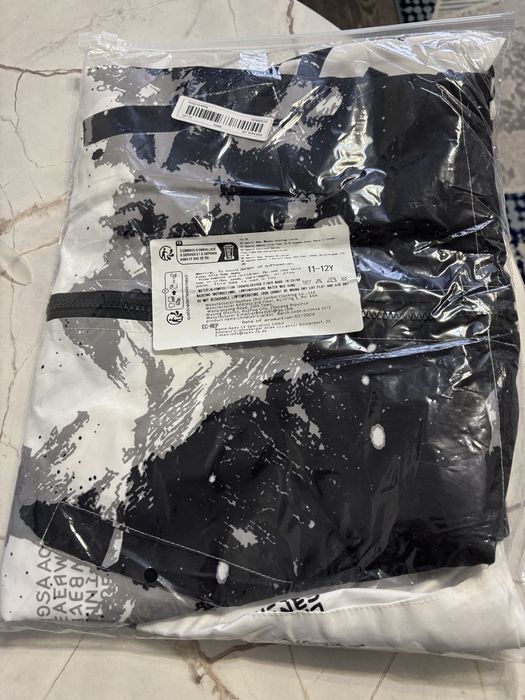 Куртка ветровка стильная