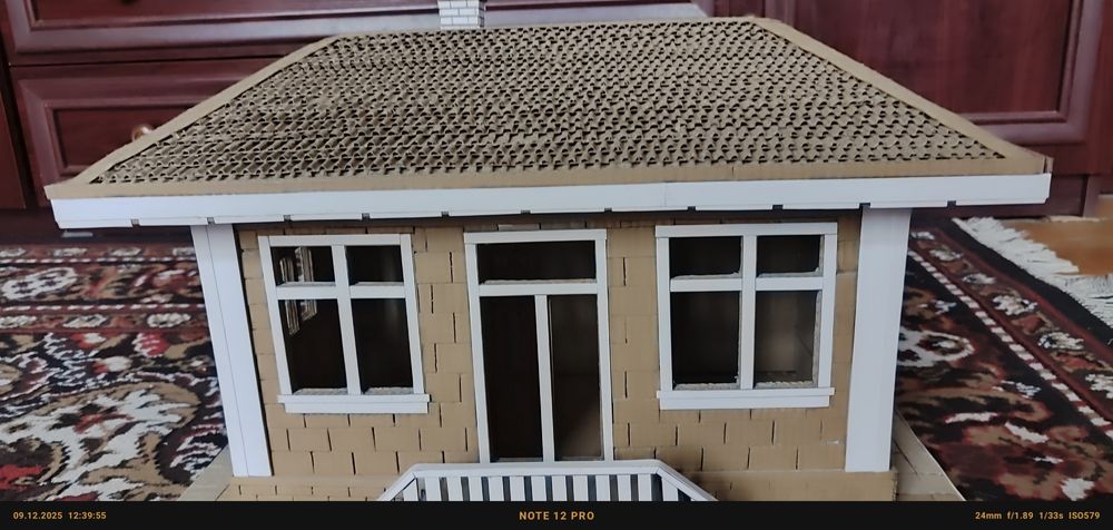 Men Arxitektura dizaynga qiziqaman maket yasashga judayam qiziqaman