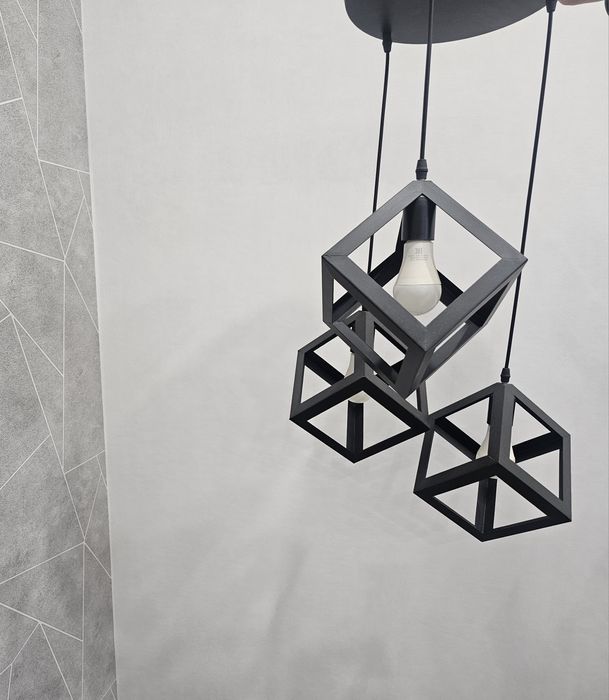 Продается люстра