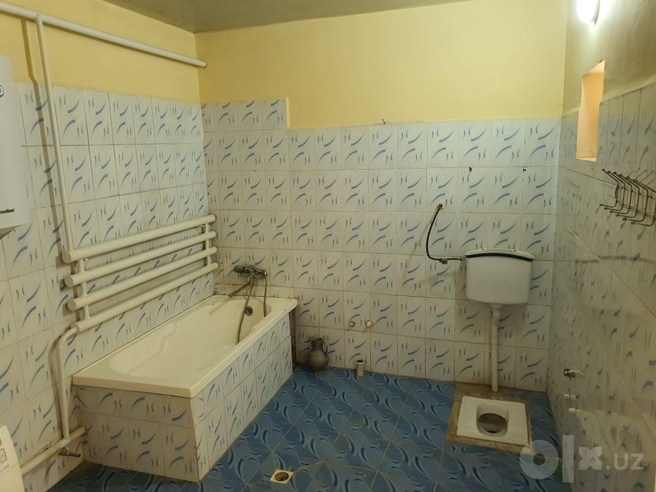 Hovli sotiladi 3 sotix 5 hona