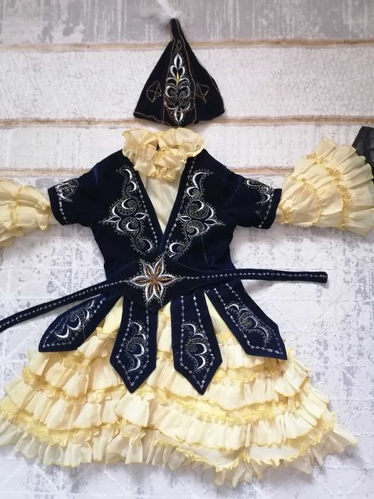 Национальной костюм