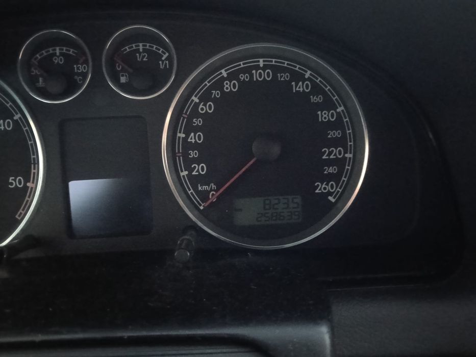 VOLKSWAGEN Passat 2003 — imagine 5