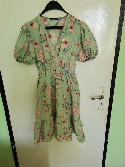 Лятна рокля на цветя