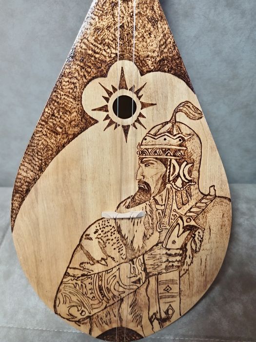 Домбра ручной работы новая