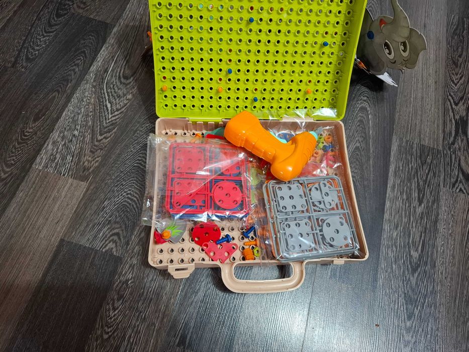 Jucarie de constructie montessori