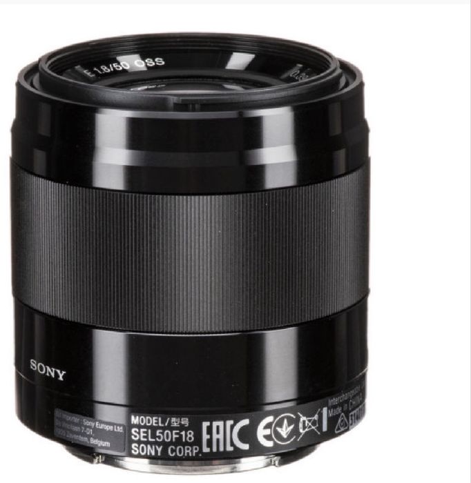 Объектив Sony E 50mm f/1.8 OSS