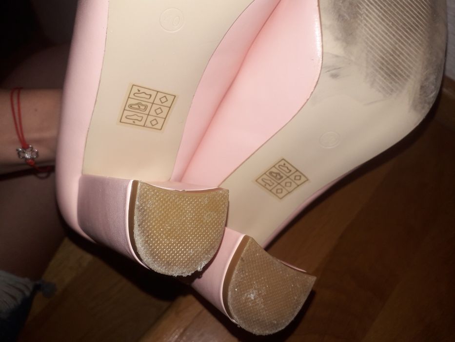 Дамски обувки на ток