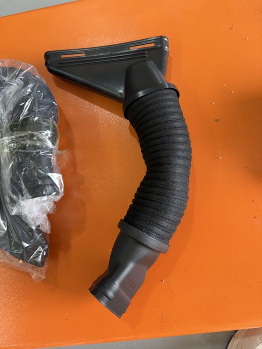 Furtun aer stanga / dreapta mercedes S350 W222