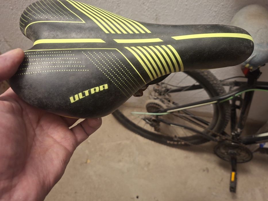 Продавам спортно колело