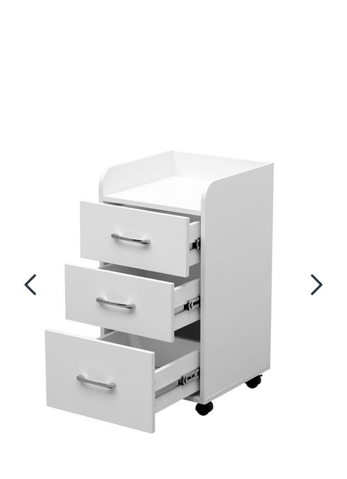 Помощен шкаф на колела