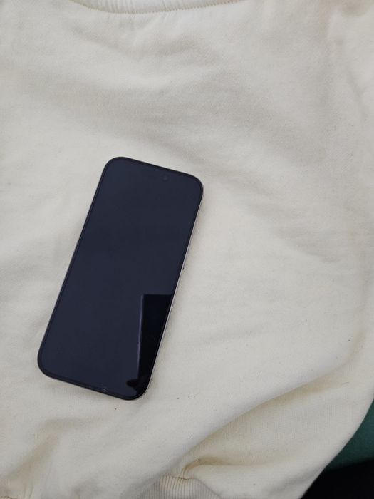 Iphone 16 pro 256 MB