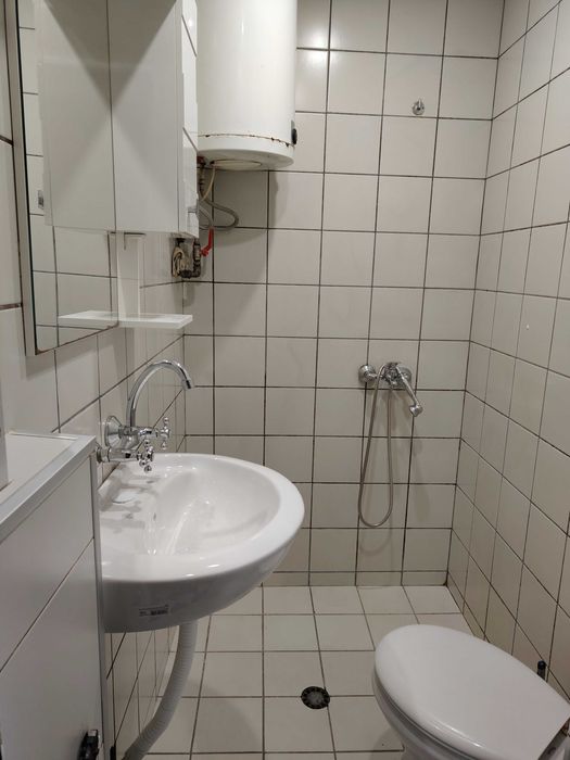 Оборище, ул.Мърфи, тристаен, необзаведен под наем