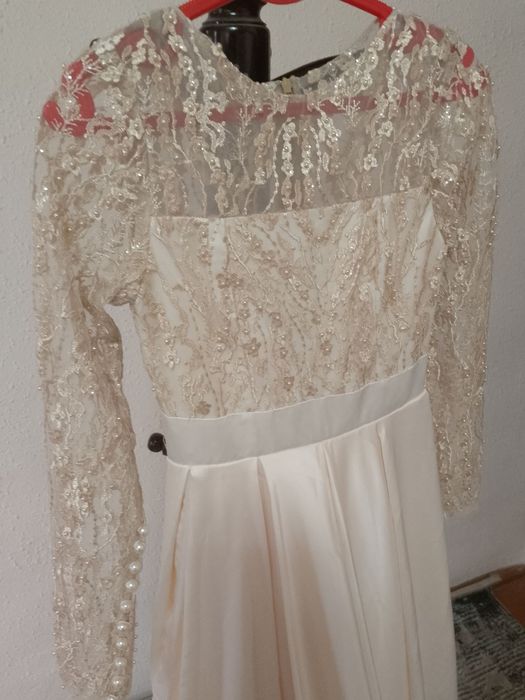 Vecirni koylak toʻylar ucun