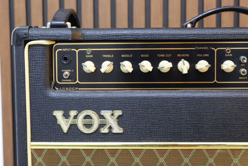 Amplificator chitară lămpi VOX