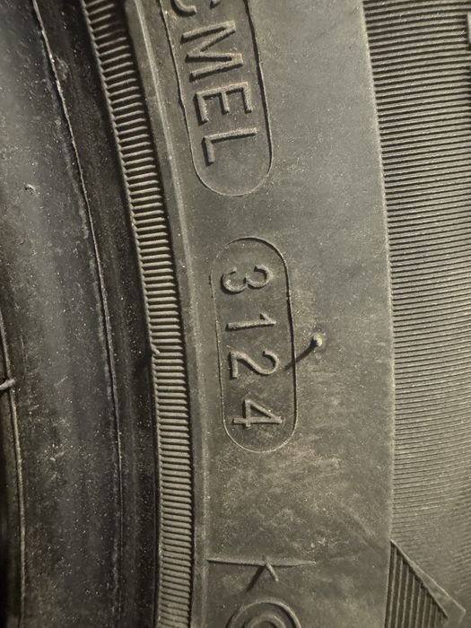 Шины зимние размер R17 215/55