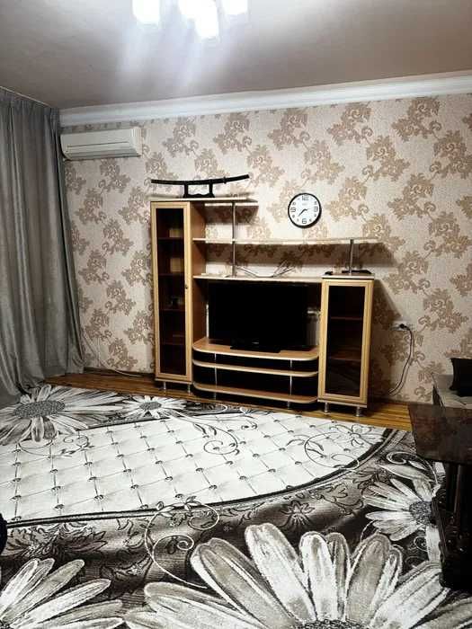 Срочно Продаётся квартира на Чиланзаре ор-р Новза 2/2/4