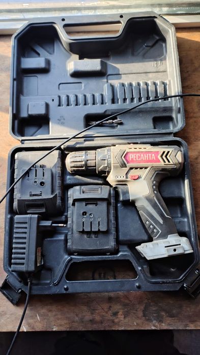 Продам Шуруповерт