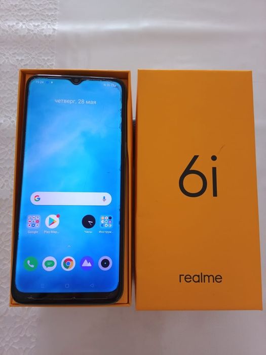 Продам телефон Realms 6i
