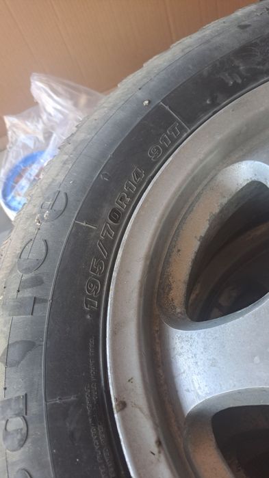Продам диски с шинами