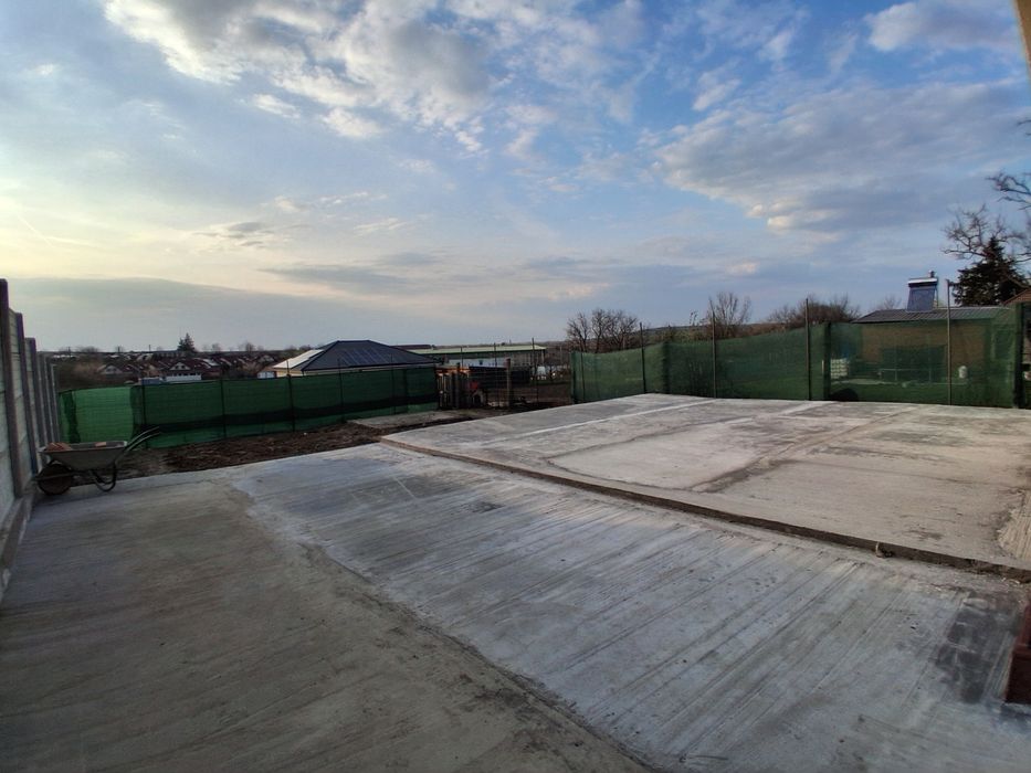 Casa cochetă singur in curte - zona Paleu