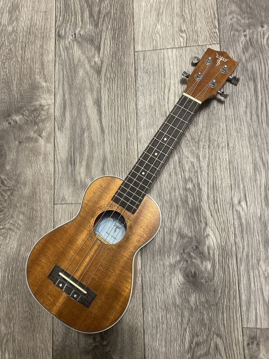 Укулеле сопрано, Listen LIS-300NA