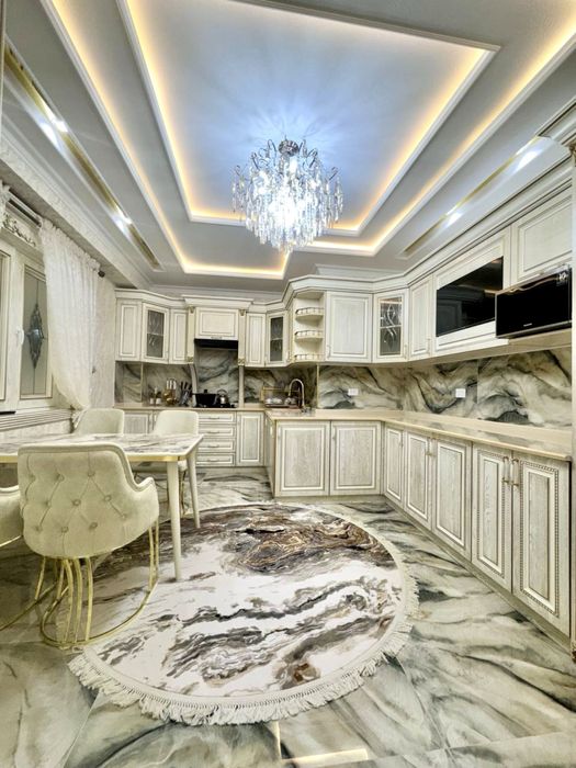 Ягона Дарича.Сдаётся 4х комнатная Люкс в Новостройке