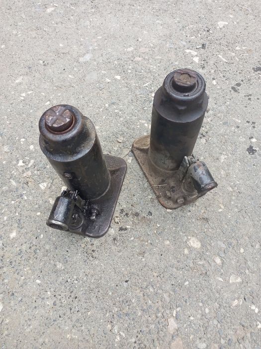 Домкрат 5 тонн гидравлический