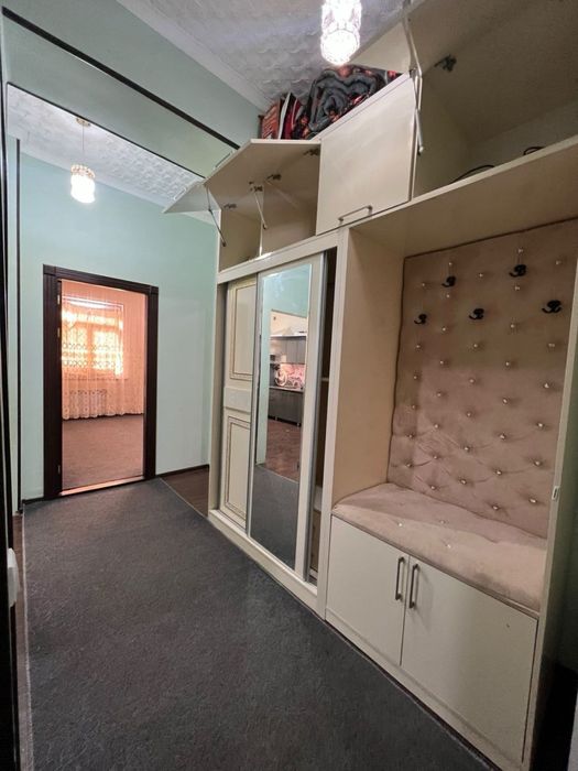 5 каватли янги домнинг 5 каватида 2 хонали квартира ижарага берилади
