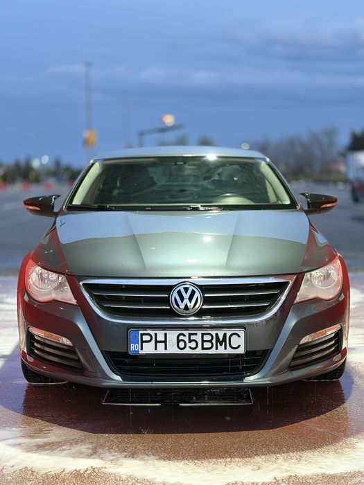 VOLKSWAGEN Passat CC