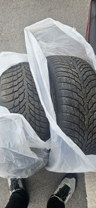 205/60/16 Nokian Зимни гуми 2 броя