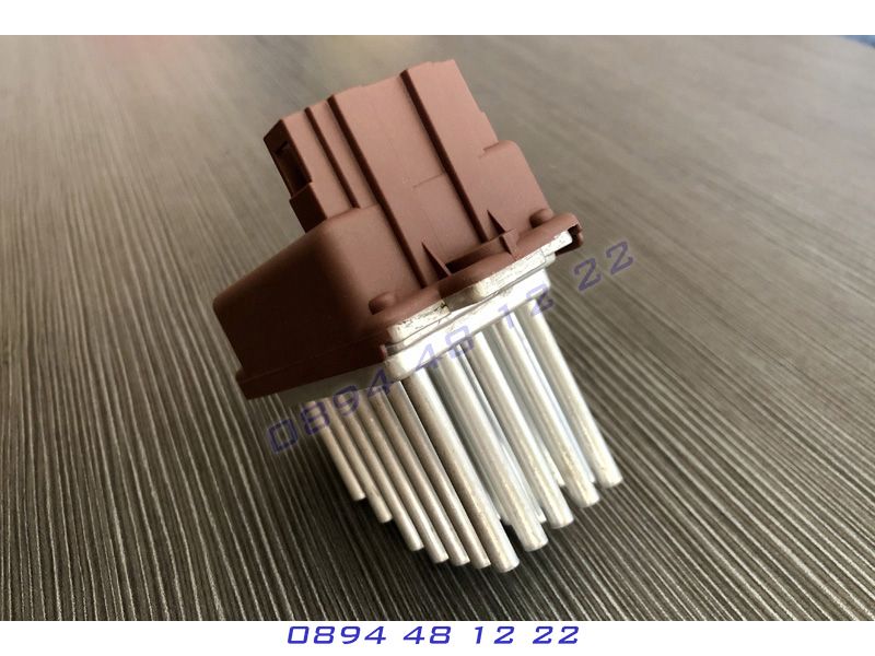 Резистор вентилатор реостат регулатор Audi VW Skoda Seat Ауди шкода