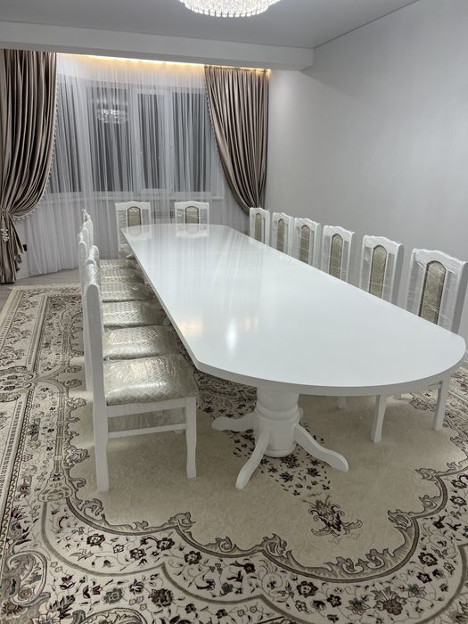 Стол и стулья комплект