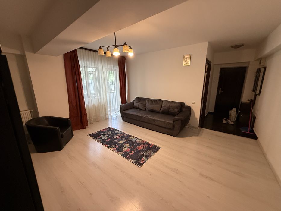 Aprtamnet 2 camere cu loc parcare